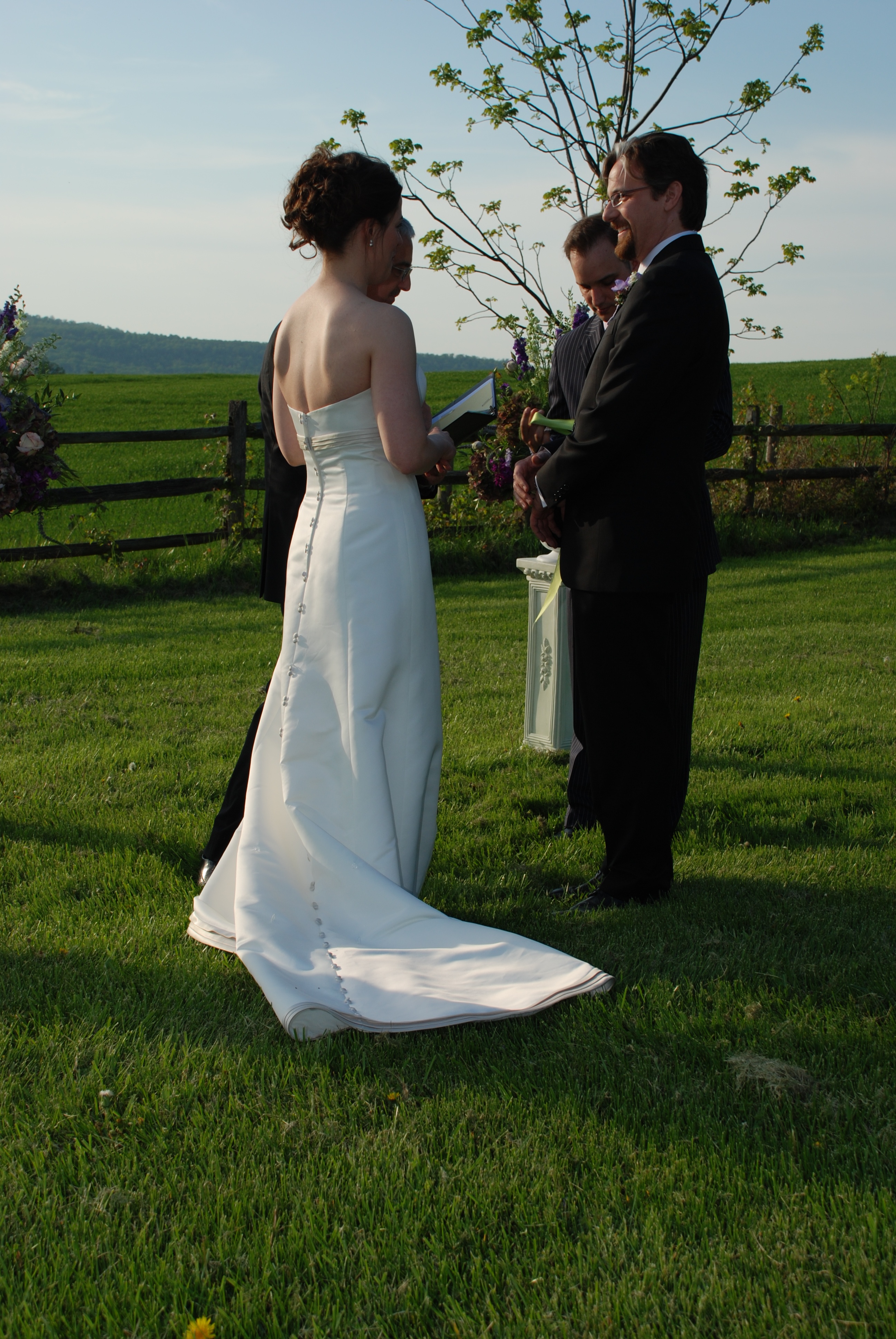 2010-04-23-129 Lindsay-Andrew Wedding.jpg
